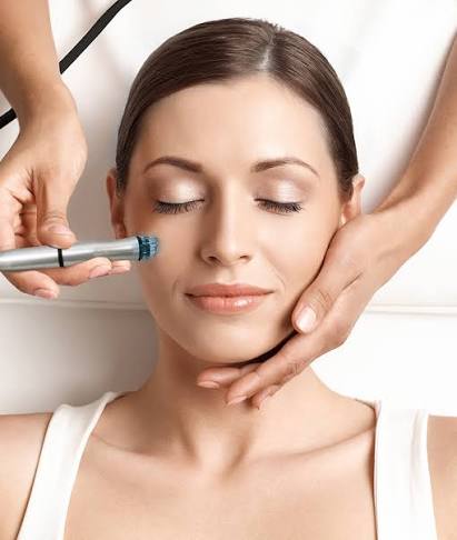 Hydro Glow Facial